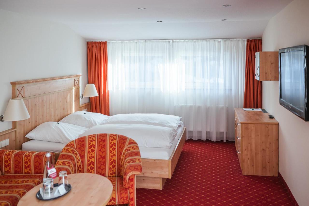 Hotel Waldeck Mit Restaurant "Florian'S" Feldberg  Dış mekan fotoğraf