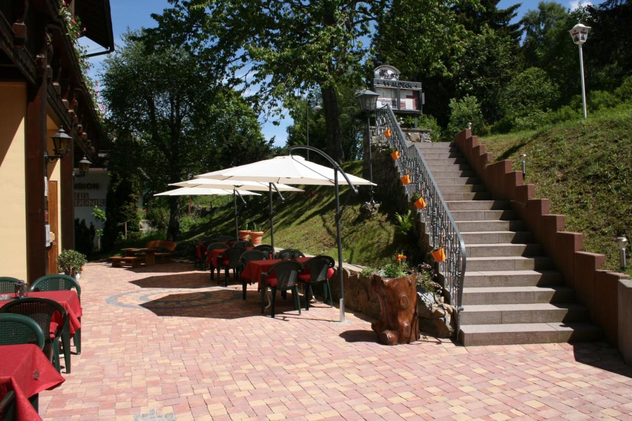 Hotel Waldeck Mit Restaurant "Florian'S" Feldberg  Dış mekan fotoğraf